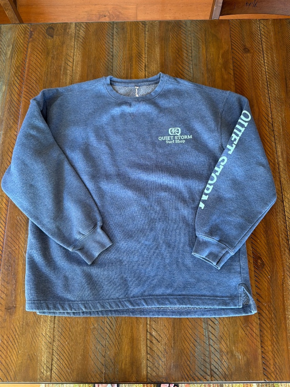 Women’s Quiet Storm Sweatshirt Top Large Quiet Storm Surf Shop